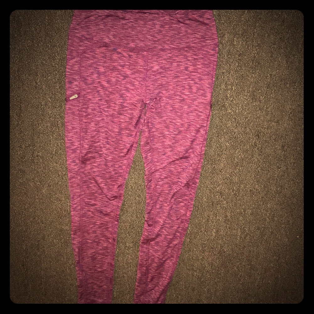Magenta Zobha Size small (4-6) sportswear leggings